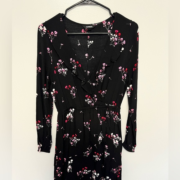 Express Floral Dres - Picture 3 of 4